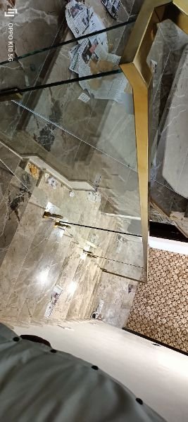 Kgn glass frame and works